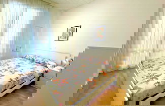 Photo 2 - Apartment With Private Patio