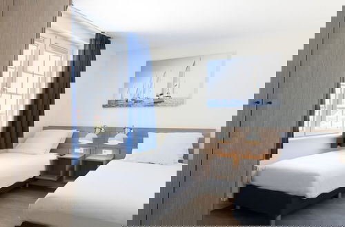 Foto 3 - Spacious, Stately Villa, Beach at 350 m
