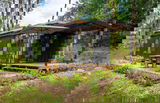 Foto 1 - Nice Lodge With a View on a Natural Resort