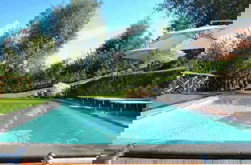 Foto 15 - Villa in Rome With Pool & Garden