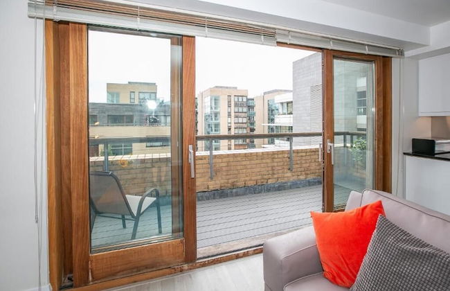 IFSC Townhouse Apartments - Photo 57