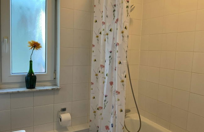 Herentals Hideaway With Balcony - Photo 9