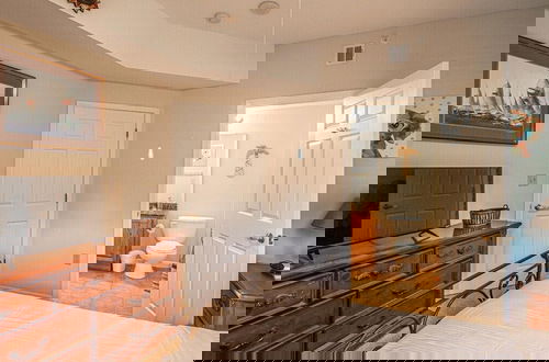 Photo 37 - Legacy Towers I