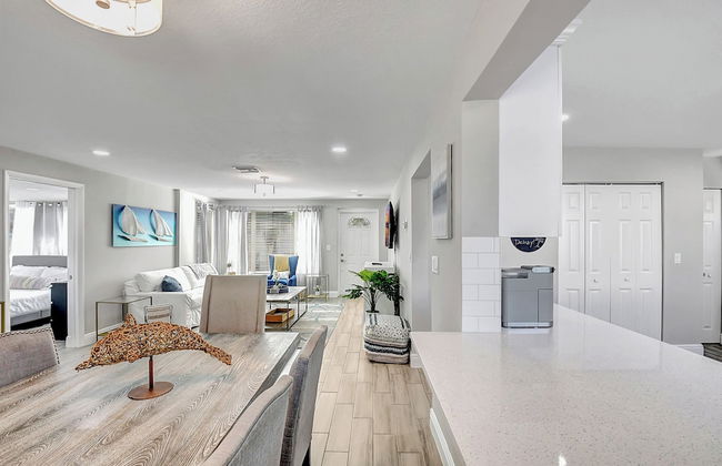 Modern and Updated Delray Beach Escape Sleeps 10! - Photo 39