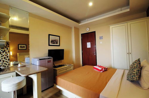 Photo 17 - Kebagusan City Apartment By Dina Rooms