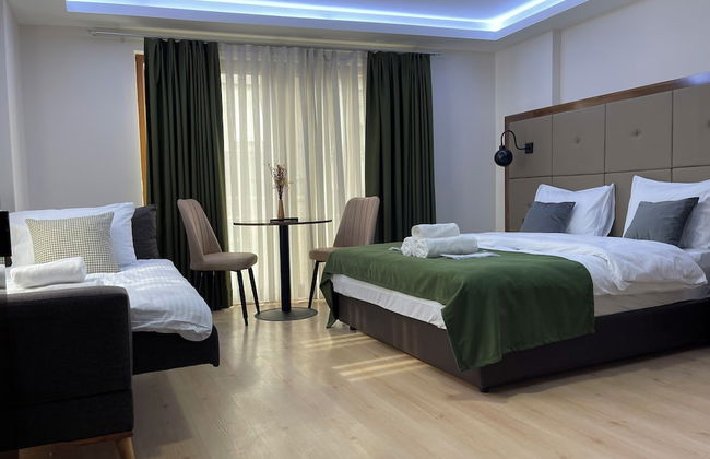Elegance Suites - Photo 15