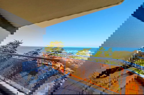 Foto 5 - Apartment With sea View Near Beach
