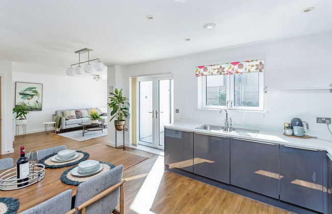 Luxurious 4 BH Home Near Willen Lake Ideal for Families & Business Stays! - Foto 19