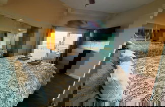 Photo 3 - Panoramic View Bayfront Gem 3BR