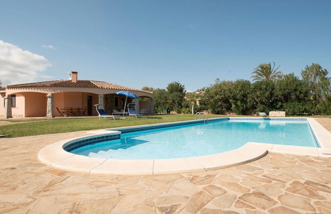 Villa on Costa Rei Near Sandy Beach - Foto 17