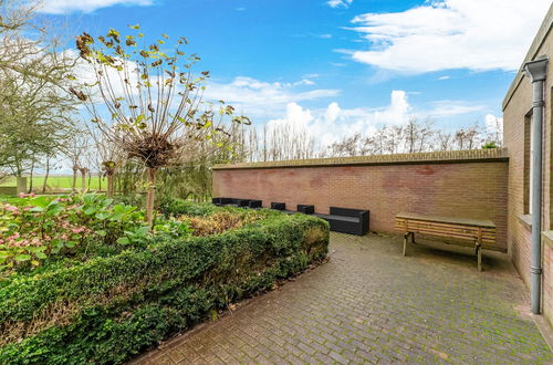 Photo 27 - Tranquil Apartment in Sint Maartensbrug