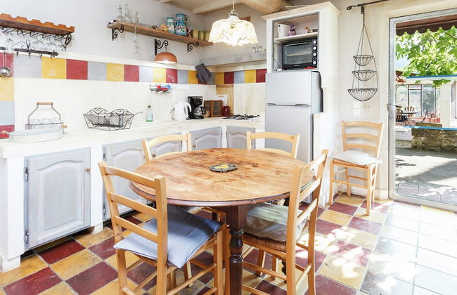 Charming Cottage in Oppede Amidst Vineyards - Foto 14