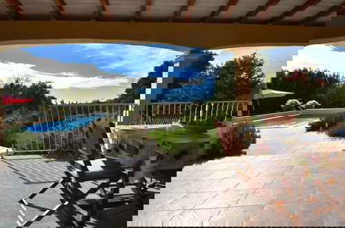 Foto 30 - Holiday Home in Montclera With Sunny Garden, Playground Equipment and Private Pool