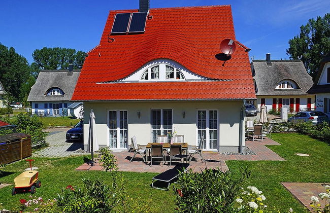 Holiday House Nightingale, Glowe - Foto 1