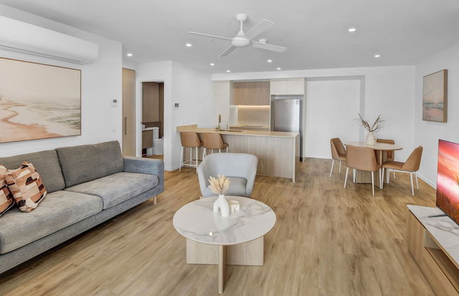 Lowanna Beach Resort by Direct Collective - Photo 16
