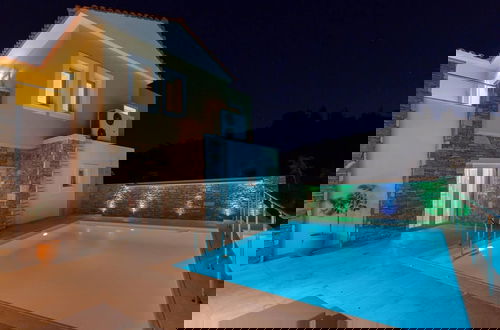 Photo 31 - Luxury Holiday Home 4 Bedroom Villa in Paleokastro