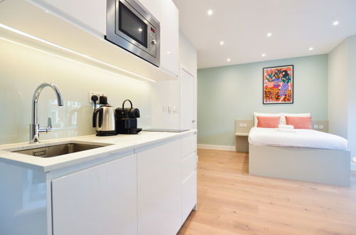 Photo 23 - Golders Green Serviced Apartments by Concept Apartments