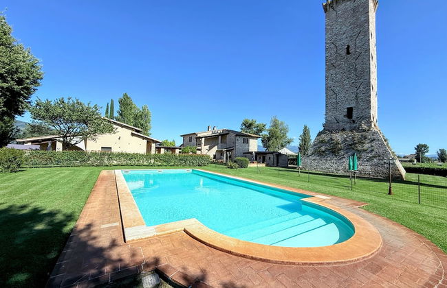 Fab Villa With Fenced Pool, Huge Grounds, Mediation Park, Child Activity Park - Photo 58