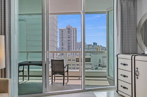 Photo 14 - FontaineBleau Resort Balcony w/ Ocean plus Bay View