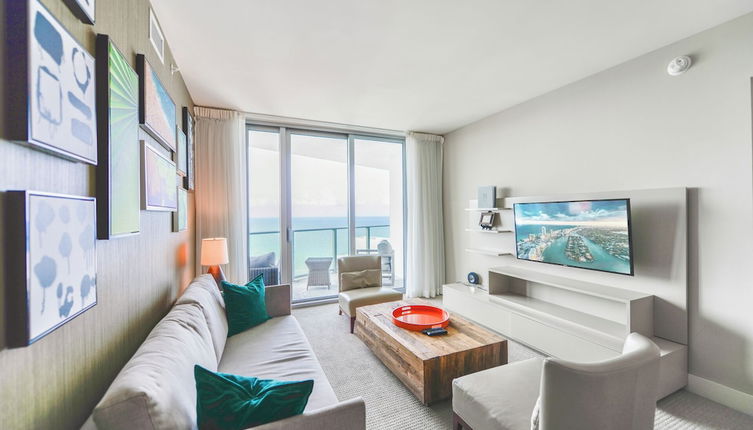 Photo 1 - Beachfront Condo with Comfort, Light & Ocean View