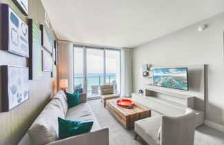 Photo 1 - Beachfront Condo with Comfort, Light & Ocean View