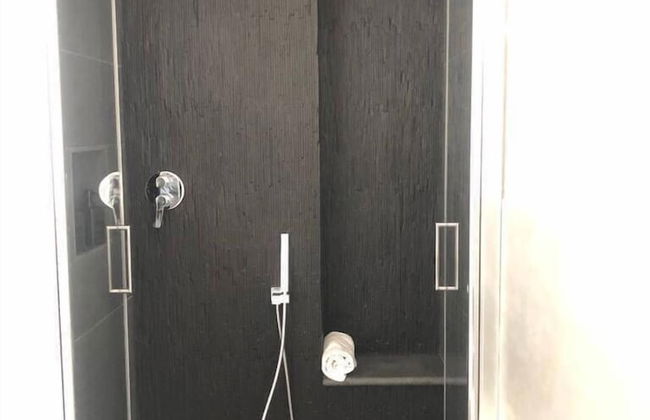 VESUCHARME Suite Luxury Room - Photo 41
