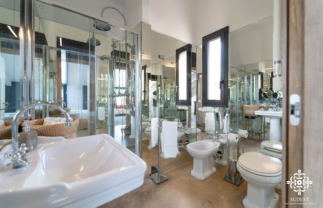 Villa Dama - Luxury Escape - Photo 33