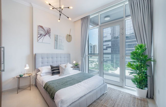 Luxe Apartments near Dubai Mall, Burj Khalifa - Pool, Gym, & Parking by Sojo Stay - Foto 33