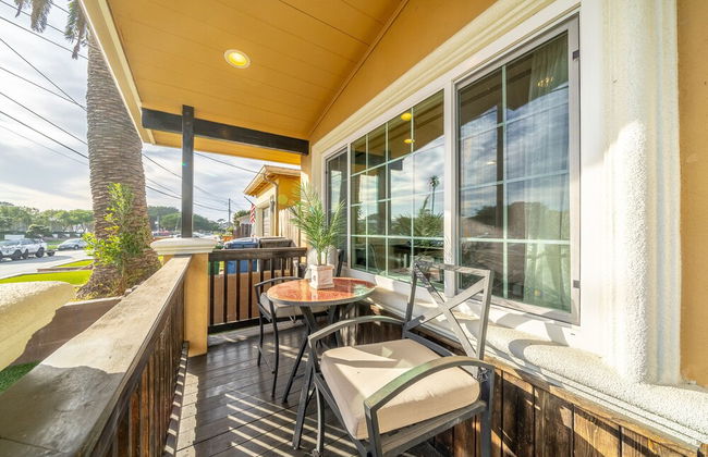 Fully Updated 3 BDR Seaside Home Minutes to Beach! - Photo 50