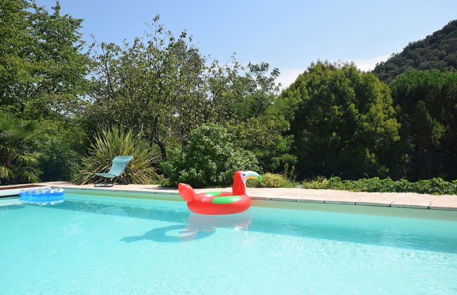 Lovely House With Grass Garden, Shared Swimmingpool, Next to the River Ardeche - Foto 68