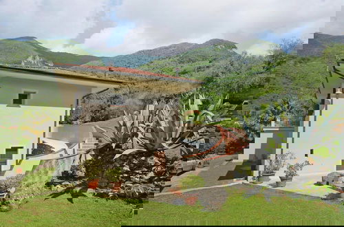 Foto 17 - Villa in Camaiore With Panoramic Mountain Views