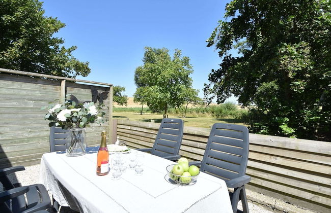 Cozy Holiday Home in Zonnemaire Near Lakebeach - Foto 28