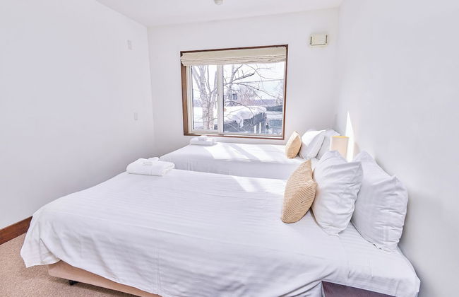 Niseko Central Houses and Apartments - Photo 70