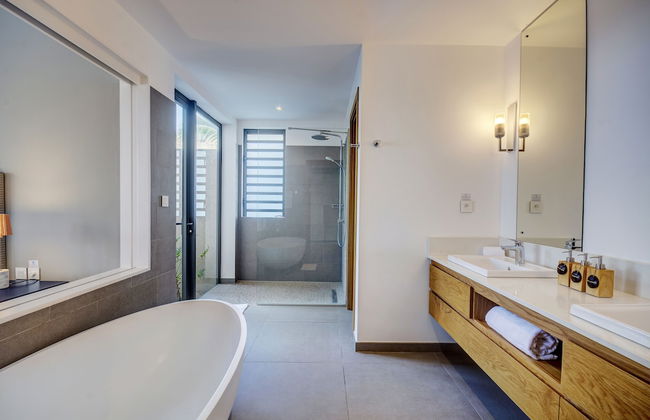 Mythic Suites & Villas by MJ Holidays - Photo 67