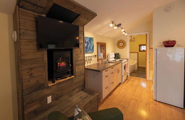 Downtown Whitehorse - Treehouse - Foto 6