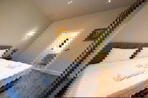 Photo 15 - Level Suites