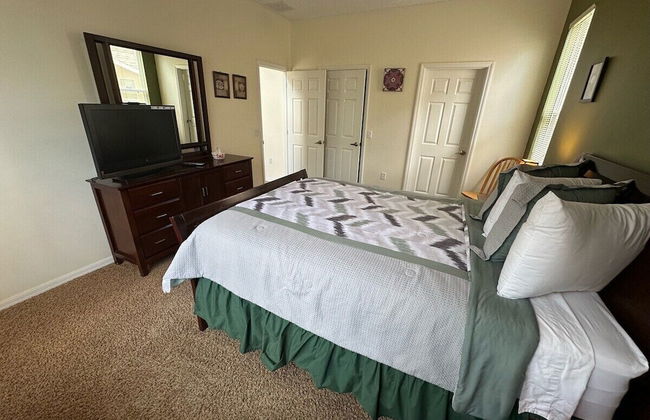 South Facing Pool Home - Room for the Whole Family! - Foto 6