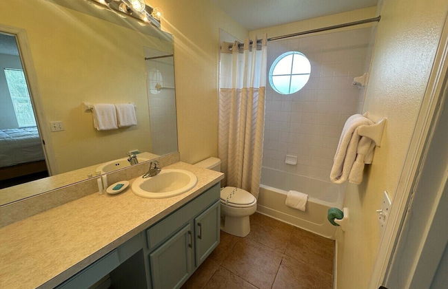 South Facing Pool Home - Room for the Whole Family! - Foto 21