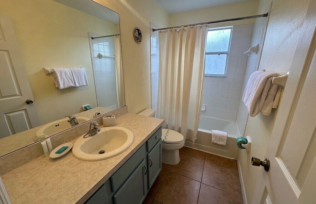 South Facing Pool Home - Room for the Whole Family! - Foto 23