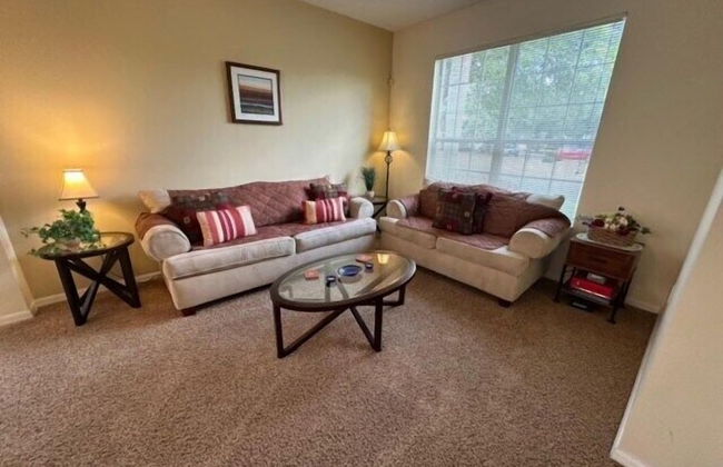 South Facing Pool Home - Room for the Whole Family! - Foto 11