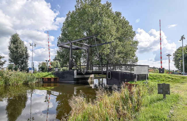 Modern 6-person Chalet in the Frisian Countryside, 3 Bedrooms and Wifi - Foto 80