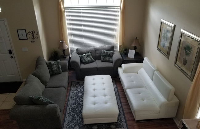 Triton Vacation Pool Home Near Disney - Foto 65