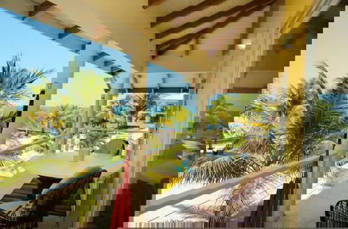 Foto 48 - Lucky Duck Villa - Huge Beachfront Pool and Pier