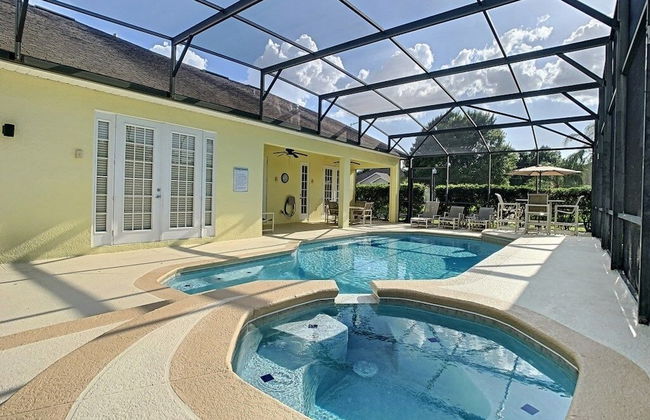 Fantastic 7 Bed 6 Bath In Prestigious Gated Comm. 7 Bedroom Villa by Redawning - Foto 51