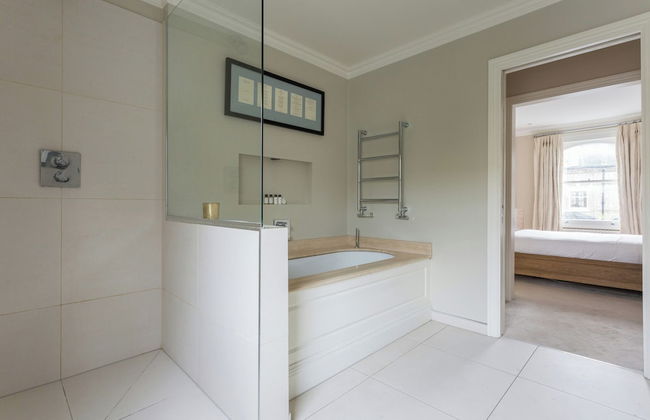 Rigault Road by Onefinestay - Photo 18