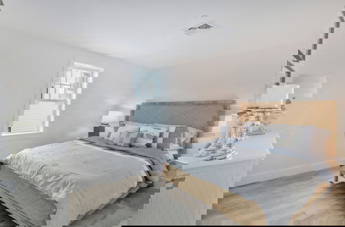 Photo 42 - Thomas Sea Suites
