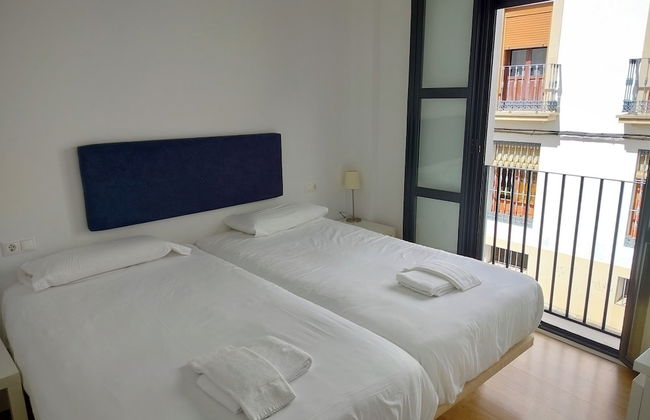 Apartamentos Centro Cordoba by MiRa - Photo 25