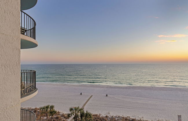 Watercrest Waves! Beachfront 2br/2ba Condo, Sleeps 8, Stunning Gulf Views! - Foto 49