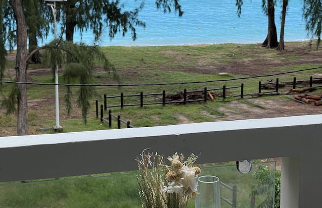 Phoenix Beach Apartments sea view - Foto 9