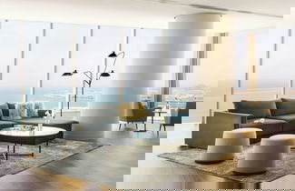 Foto 1 - Sonder by Marriott Bonvoy JBR The Walk Apartments